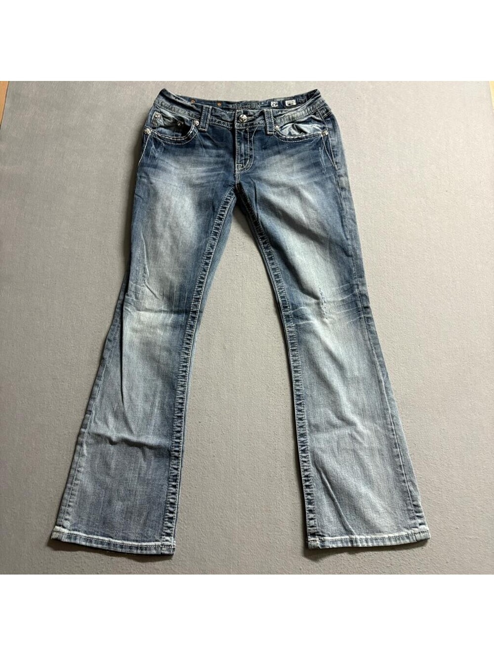 Miss Me Signature Bootcut Jeans Womens 29 Medium Wash Embroidered Flap Pocket